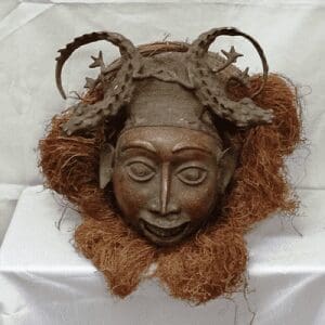 NIGERIAN ANTIQUITY TRIBAL MASK, CROCODILE